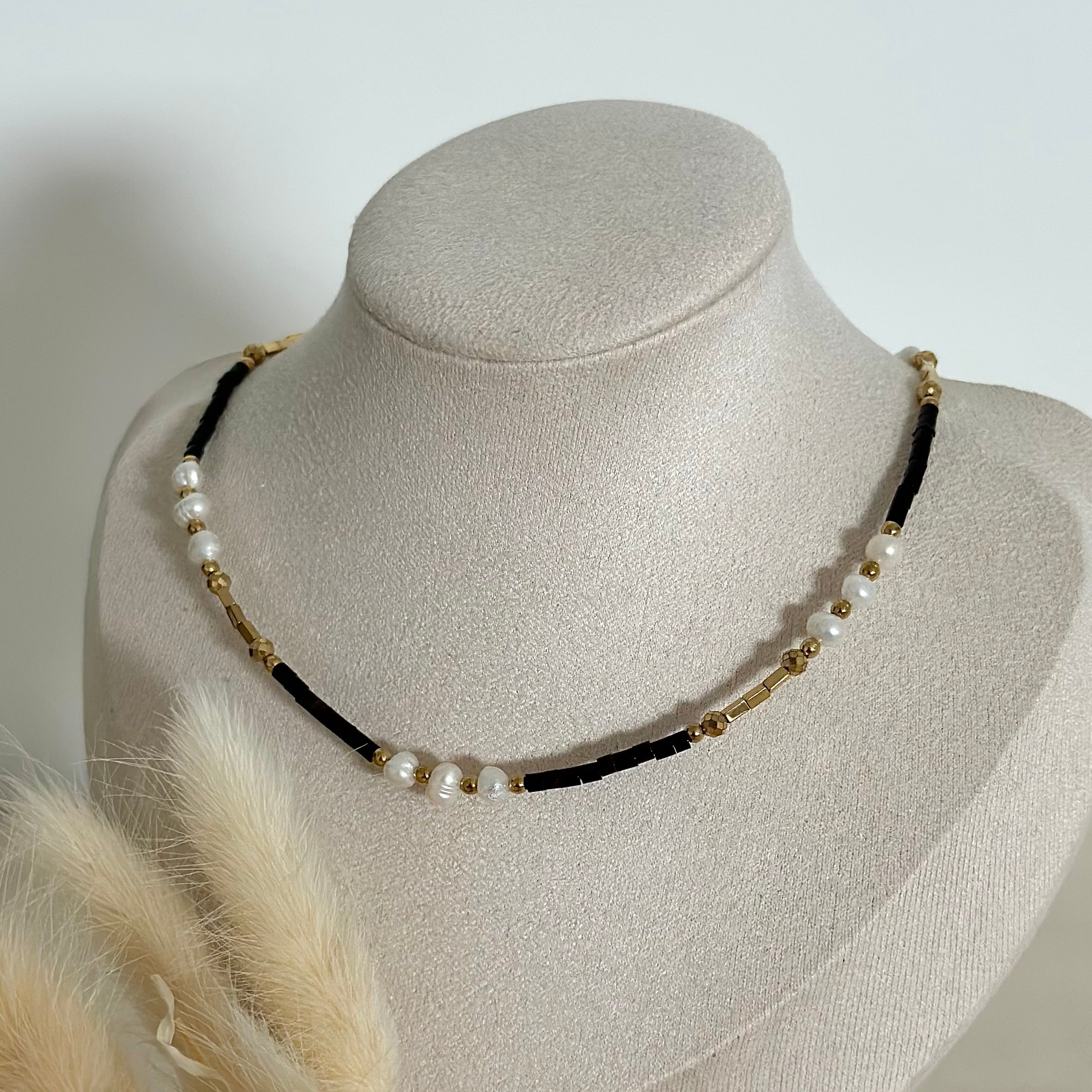 Collier NOUR