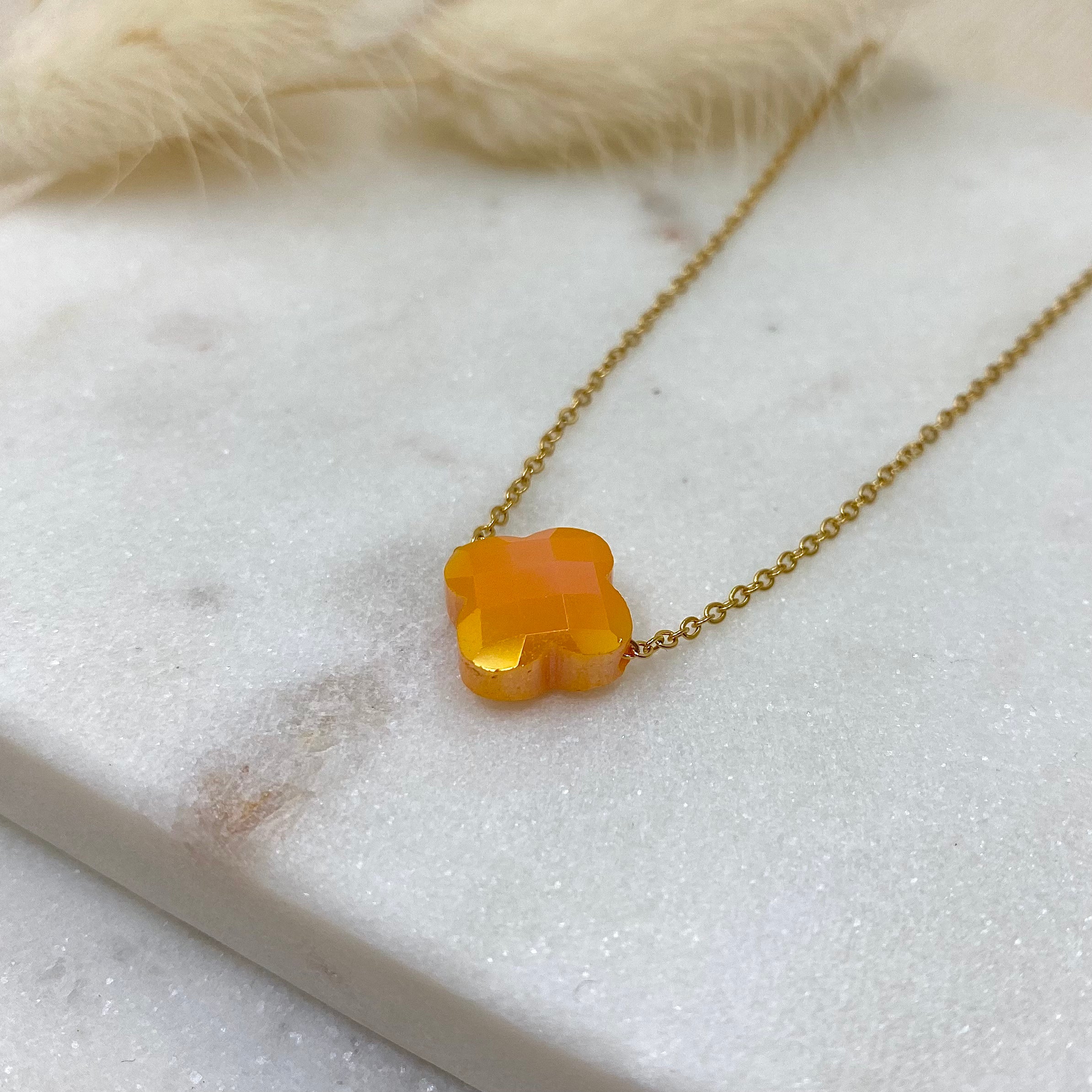 Collier ARA