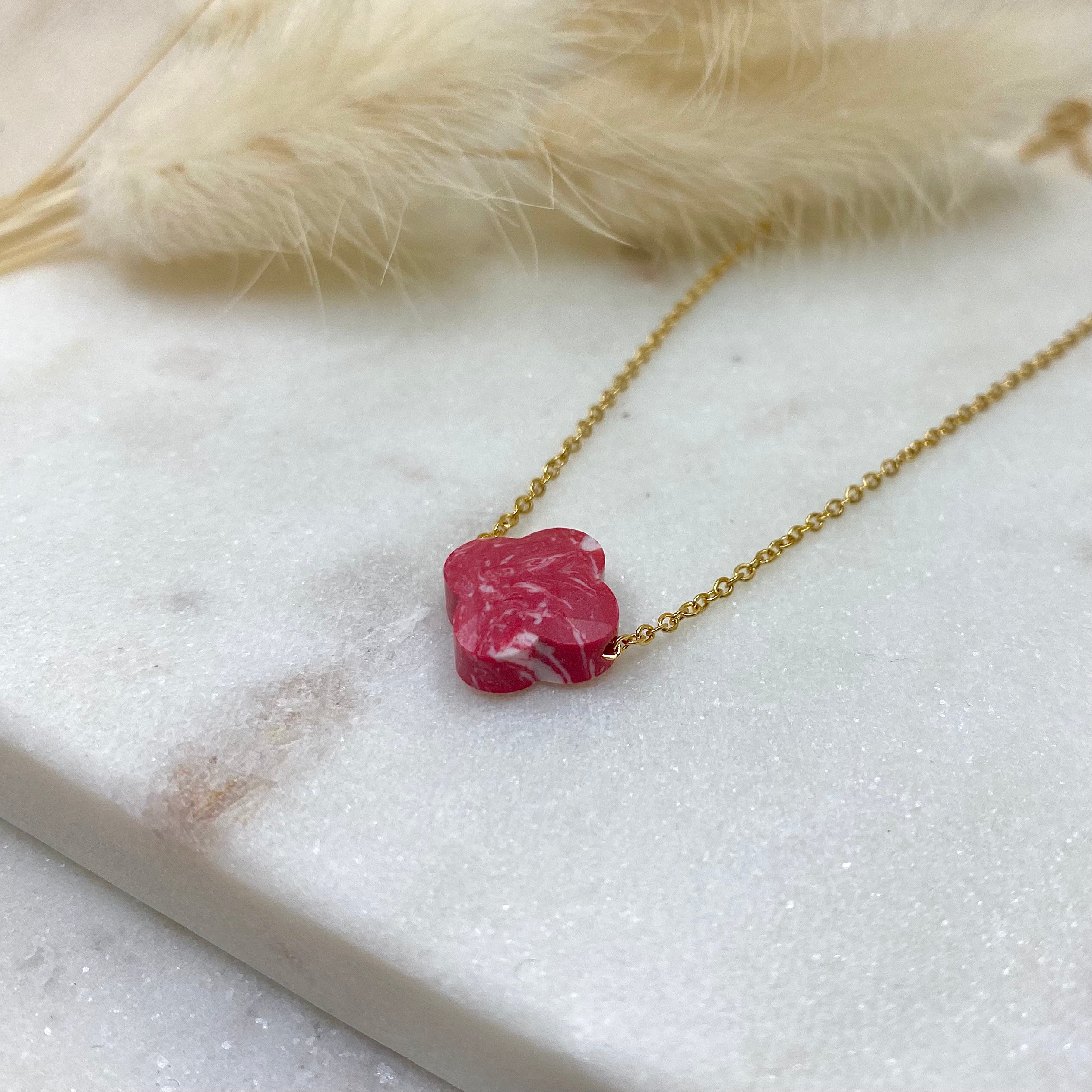 Collier ARA