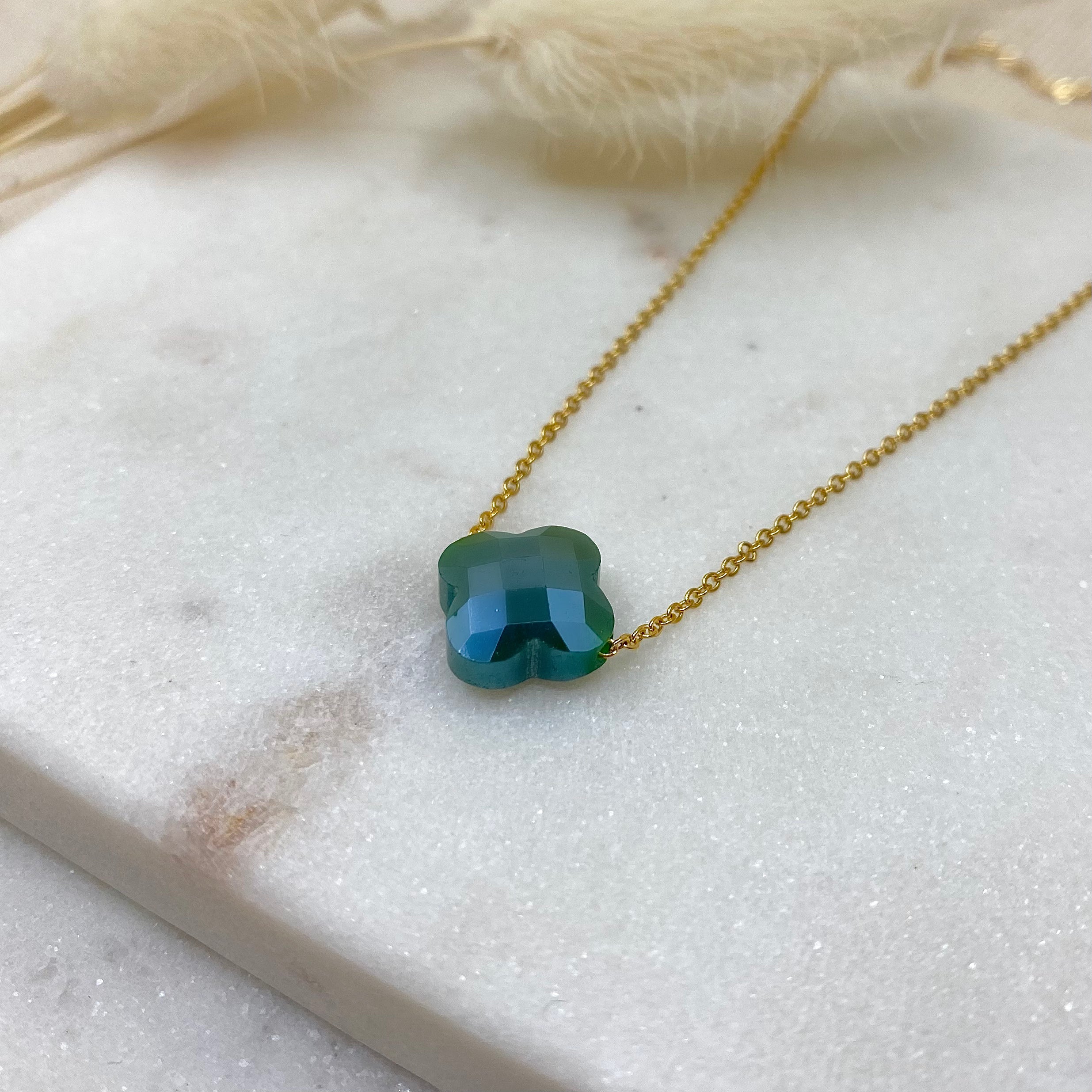 Collier ARA
