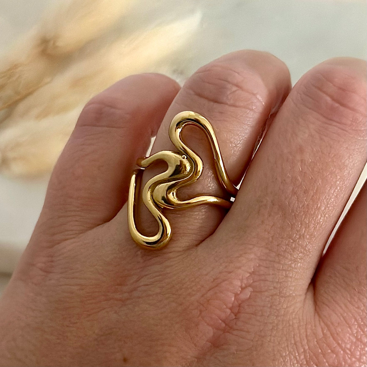 Bague ajustable réglable dorée portée en acier inoxydable pour femme large formes asymétriques arrondies simples prise face - Zoela