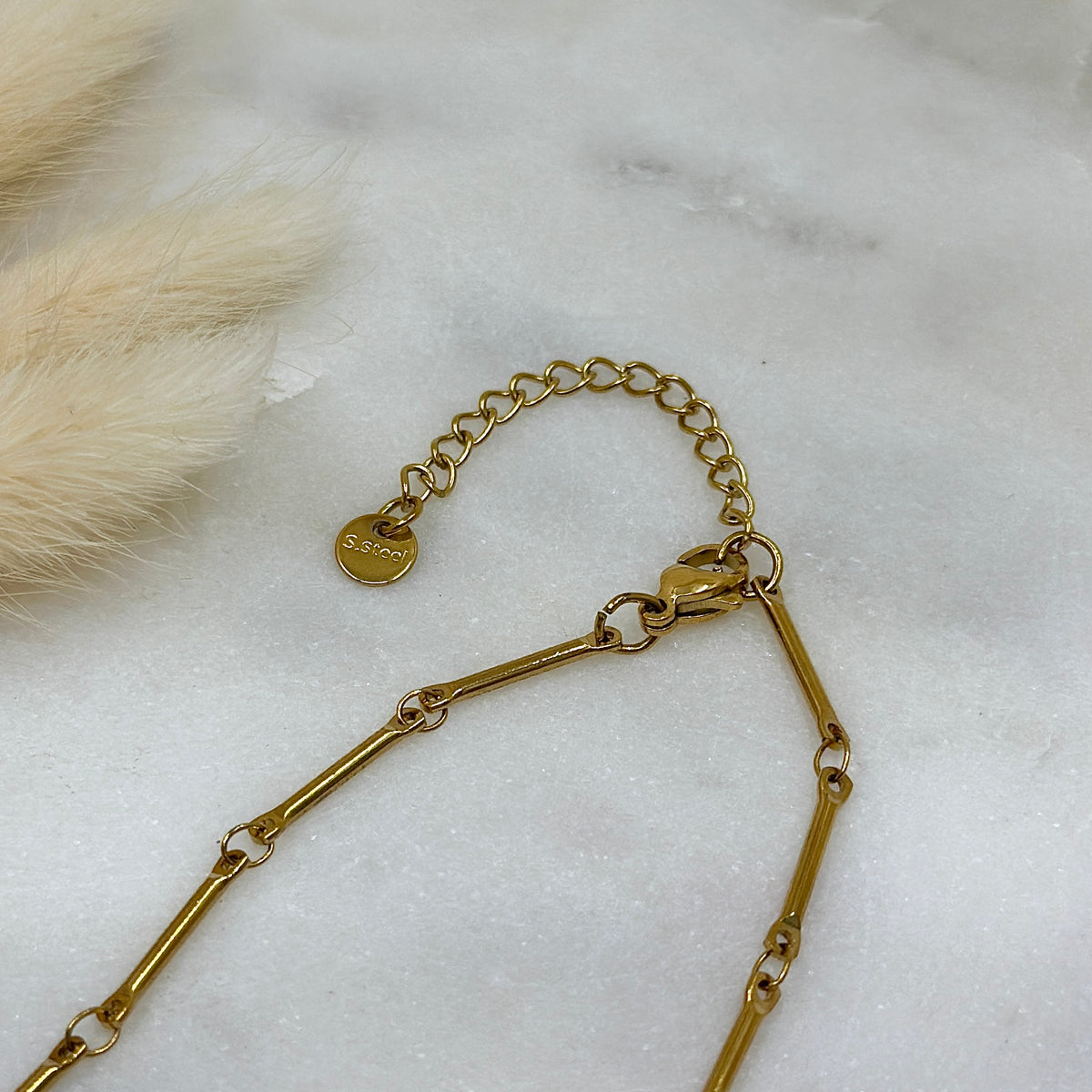 Collier LIV
