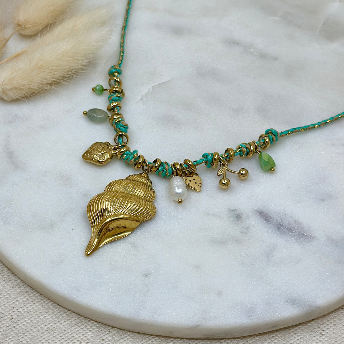 Collier SANA