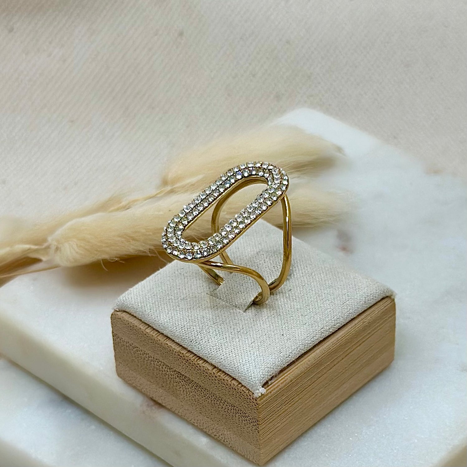 Bague ajustable réglable dorée en acier inoxydable pour femme forme ovale strass prise présentoir - Zoela