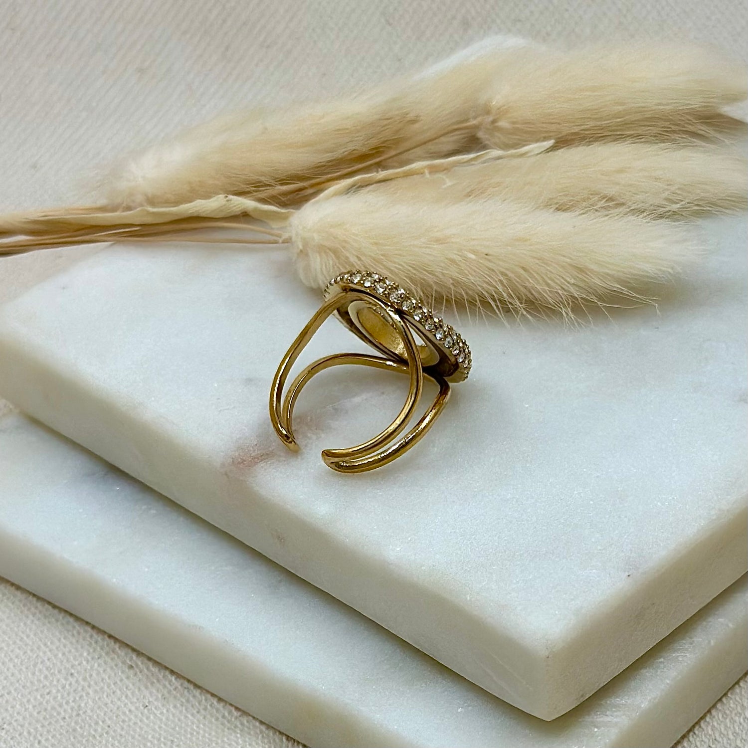 Bague ajustable réglable dorée en acier inoxydable pour femme forme ovale asymétrique strass zircon prise arrière - Zoela