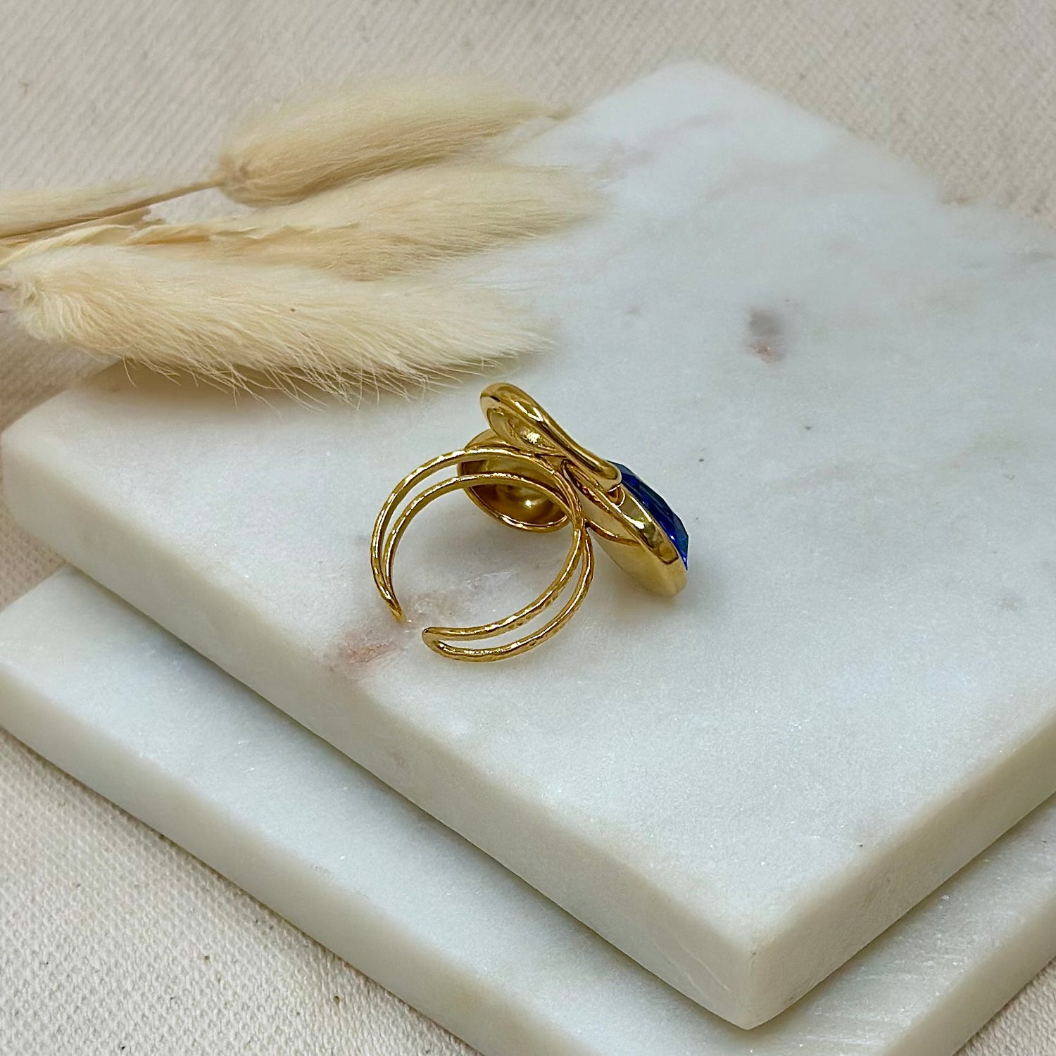 Bague ajustable réglable dorée en acier inoxydable pour femme cristaux zircon bleu prise arrière - Zoela