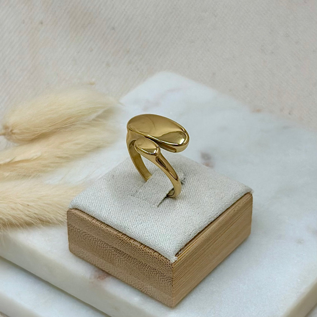 Bague ajustable réglable dorée en acier inoxydable pour femme style intemporel chic prise présentoir - Zoela