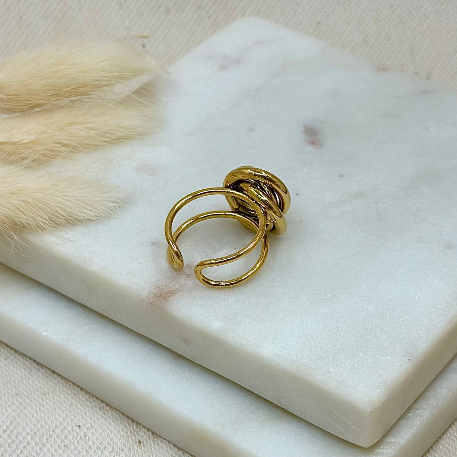 Bague ajustable réglable dorée en acier inoxydable pour femme forme noeud prise arrière - Zoela