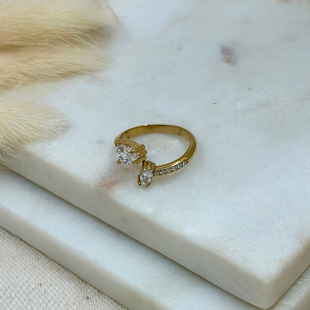 Bague ajustable réglable dorée en acier inoxydable style chic avec zircon strass prise face - Zoela