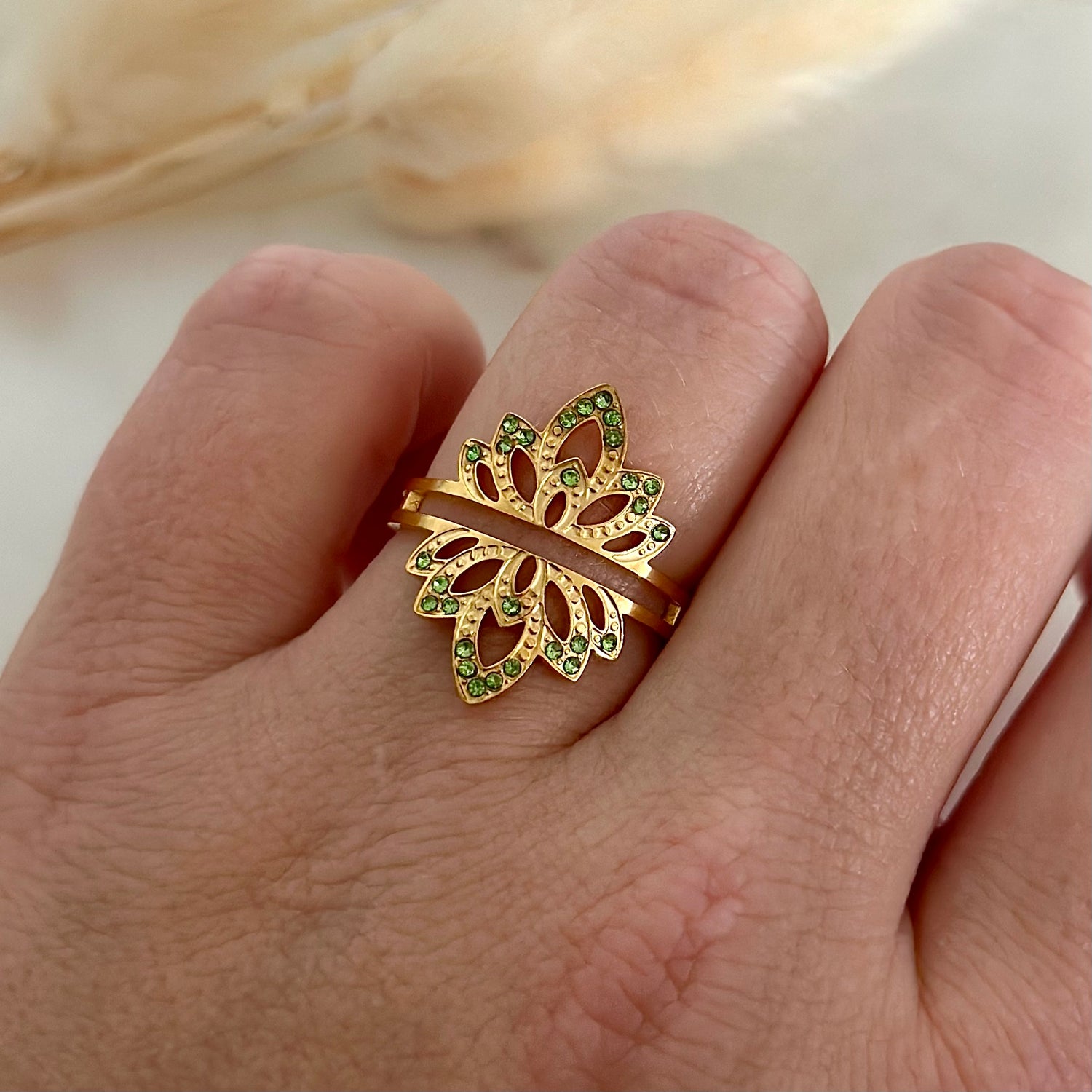 Bague ajustable dorée tendance femme en acier inoxydable résistant à l&
